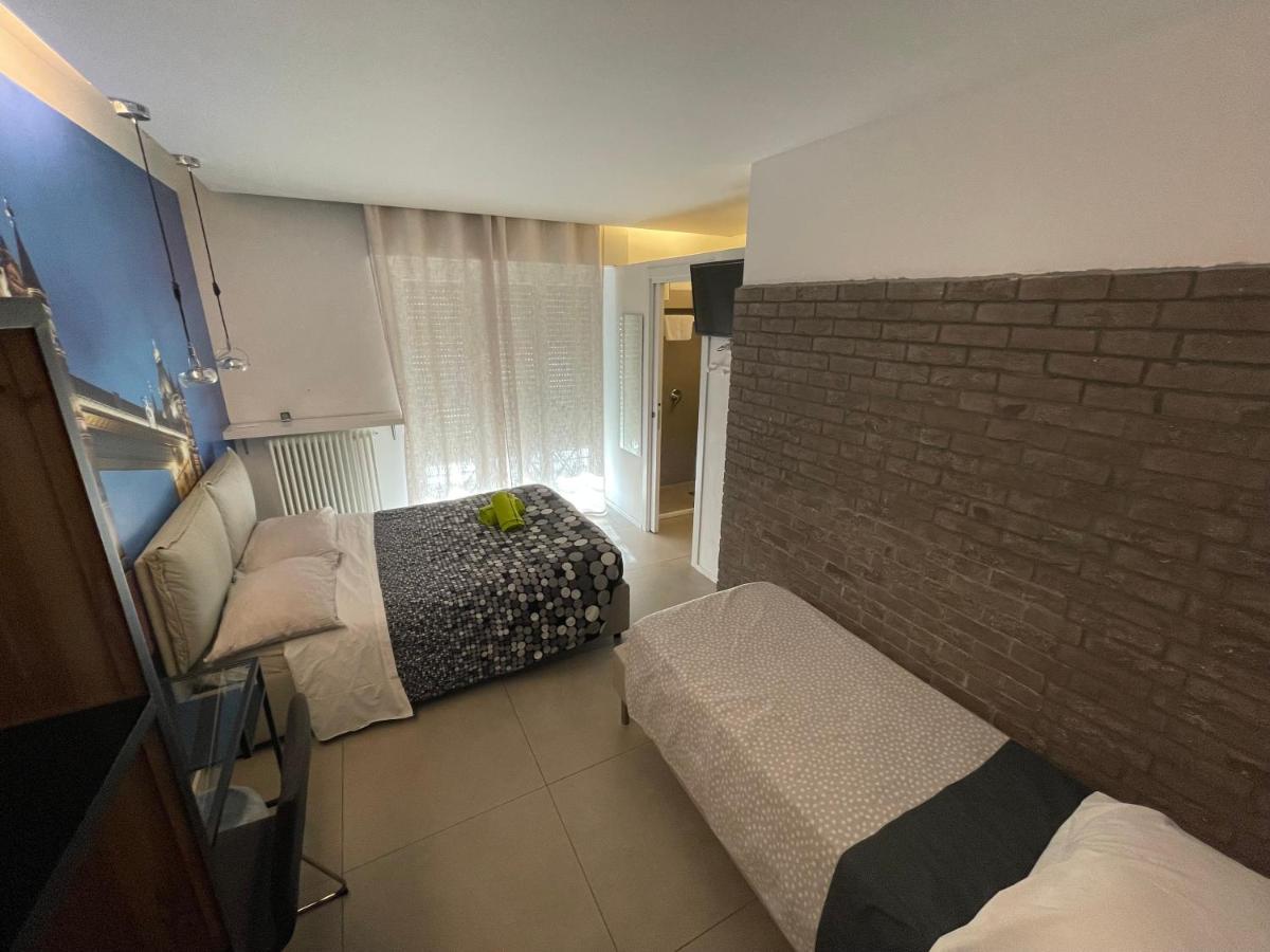 Smile Accomodation Sarre Exterior foto